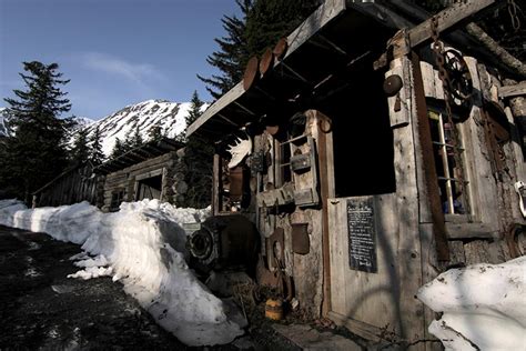 What Happens When a Cult Takes Root in the Alaskan Wilderness? Witness the Terror of The White Door!